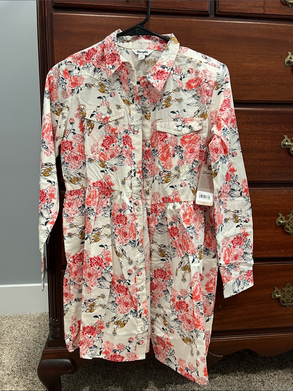NWT Wrangler kids sz 14 Floral Button-Front Shirt Dress in Coral & Cream